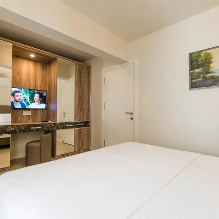 Aparthotel Kalamaki Flats *