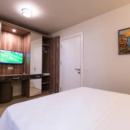 Aparthotel Kalamaki Flats *